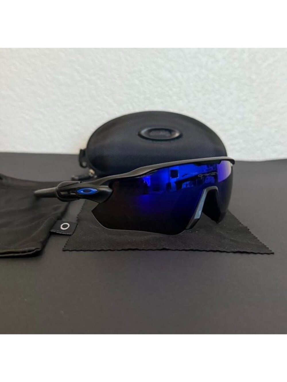 OO9208 Radar EV Path Sapphire Iridium Prizm Polarized